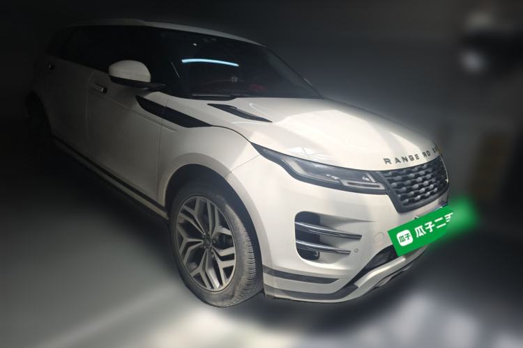 Used Land Rover Range Evoque 2022 Facelifted Aurora L 249 PS R-Dynamic Luxury Edition Front Right 45 Deg