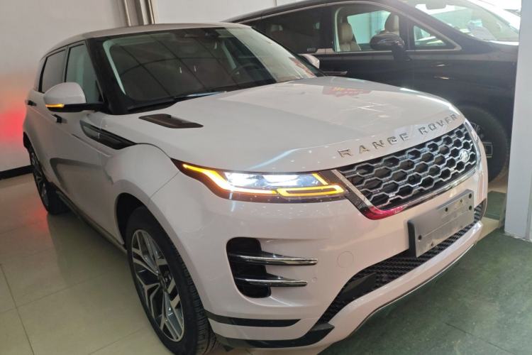 Used Land Rover Range Evoque 2022 Aurora L 249 PS R-Dynamic Luxury Edition Front Right 45 Deg