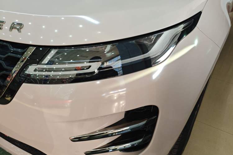 Used Land Rover Range Evoque 2022 Aurora L 249 PS R-Dynamic Luxury Edition Left Front Headlight