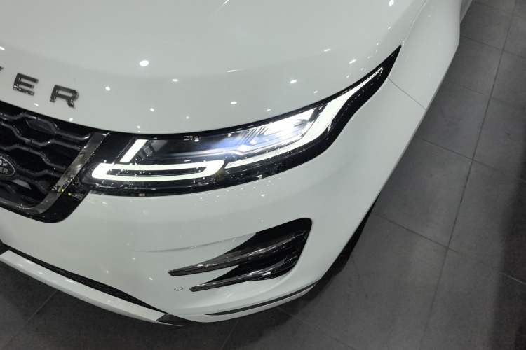 Used Land Rover Range Evoque 2022 Aurora L 249 PS R-Dynamic Luxury Edition Left Front Headlight