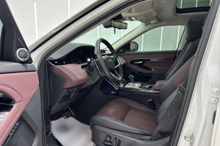 Used Land Rover Range Evoque 2022 Aurora L 249 PS R-Dynamic Luxury Edition Left Front Seat