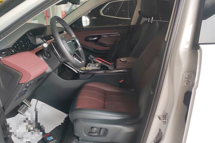 Used Land Rover Range Evoque 2022 Facelifted Aurora L 249 PS R-Dynamic Luxury Edition Left Front Seat