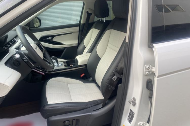 Used Land Rover Range Evoque 2022 Range Rover L 249 PS R-Dynamic HSE Luxury Edition Left Front Seat