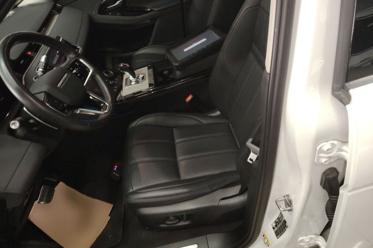 Used Land Rover Range Evoque 2022 Facelifted Aurora L 249 PS R-Dynamic Luxury Edition Left Front Seat