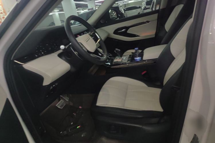Used Land Rover Range Evoque 2022 Range Rover L 249 PS R-Dynamic HSE Luxury Edition Left Front Seat