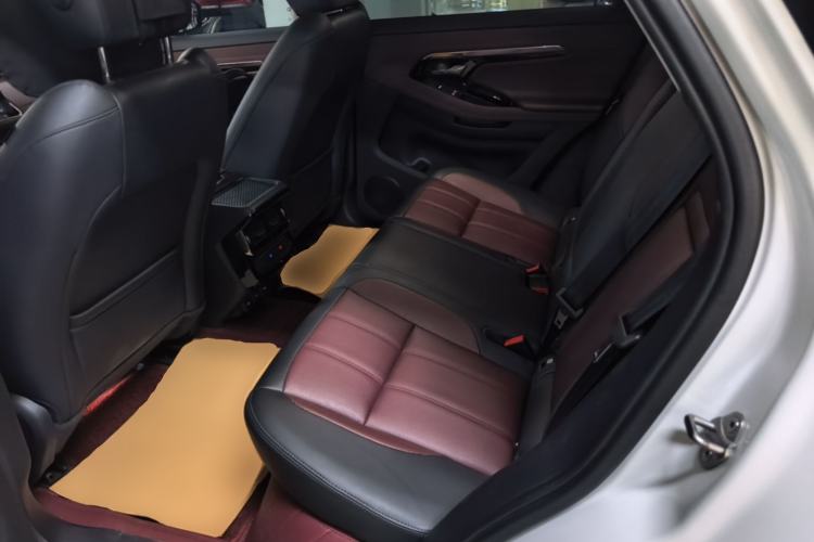 Used Land Rover Range Evoque 2022 Facelifted Aurora L 249 PS R-Dynamic Luxury Edition Left Rear Seat