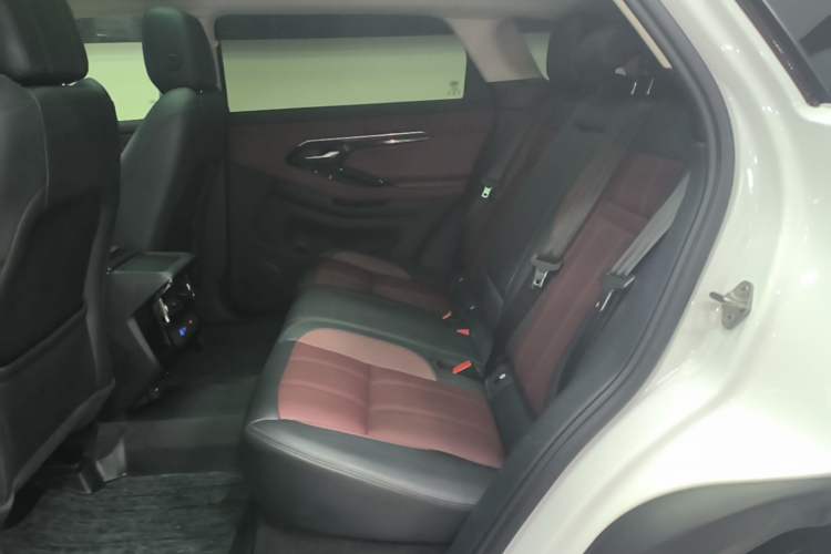 Used Land Rover Range Evoque 2022 Facelifted Aurora L 249 PS R-Dynamic Luxury Edition Left Rear Seat