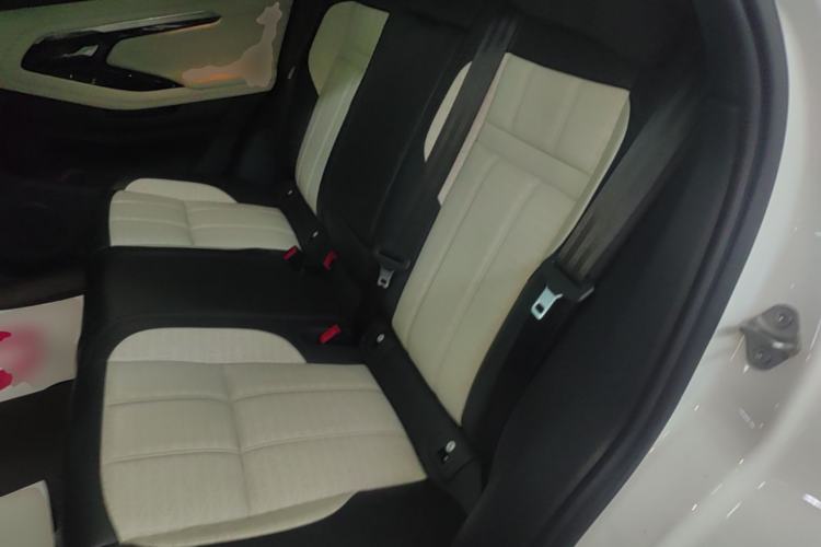 Used Land Rover Range Evoque 2022 Range Rover L 249 PS R-Dynamic HSE Luxury Edition Left Rear Seat