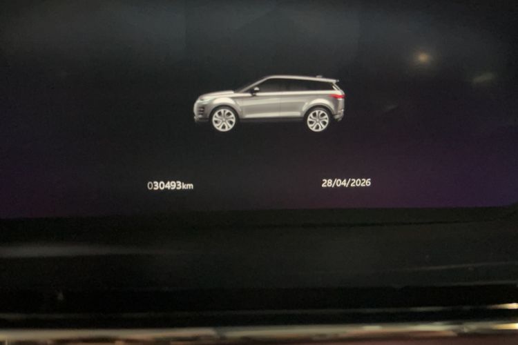 Used Land Rover Range Evoque 2022 Aurora L 249 PS R-Dynamic Luxury Edition Odometer Close Up