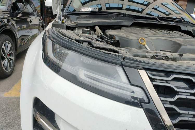 Used Land Rover Range Evoque 2022 Range Rover L 249 PS R-Dynamic HSE Luxury Edition Right Front Headlight
