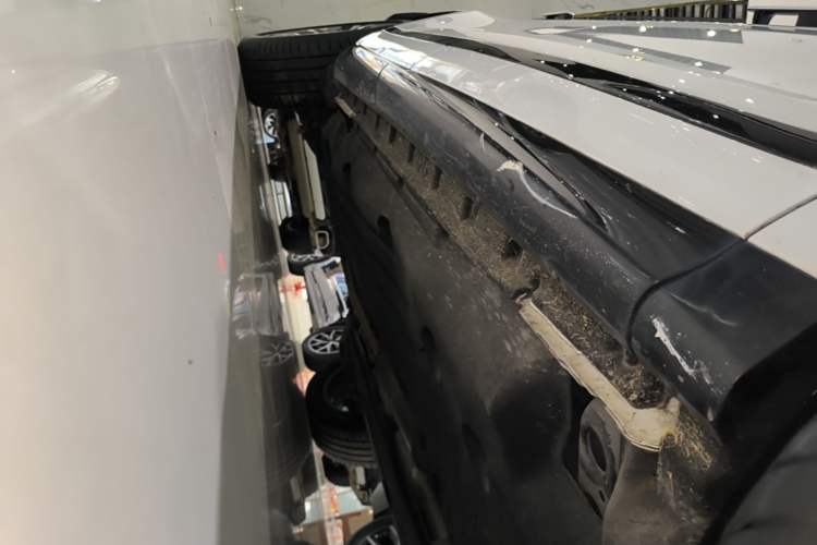 Used Land Rover Range Evoque 2022 Facelifted Aurora L 249 PS R-Dynamic Luxury Edition Right Side Sill