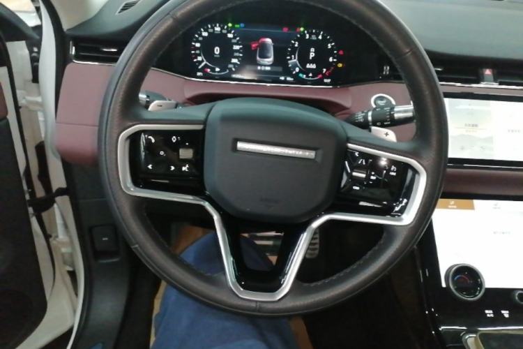 Used Land Rover Range Evoque 2022 Facelifted Aurora L 249 PS R-Dynamic Luxury Edition Steering Wheel