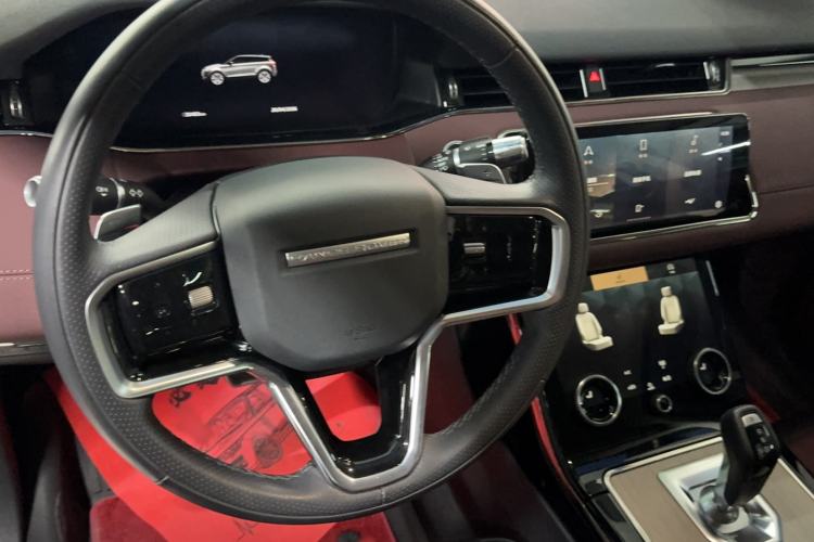 Used Land Rover Range Evoque 2022 Aurora L 249 PS R-Dynamic Luxury Edition Steering Wheel