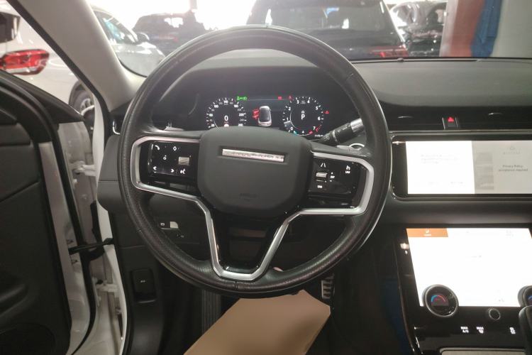 Used Land Rover Range Evoque 2022 Facelifted Aurora L 249 PS R-Dynamic Luxury Edition Steering Wheel
