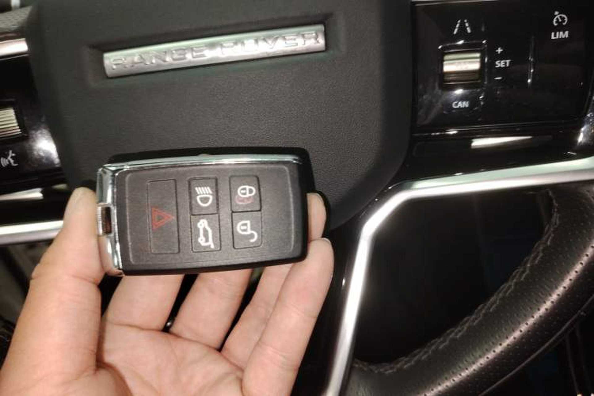 Used Land Rover Range Evoque 2022 Facelifted Aurora L 249 PS R-Dynamic Luxury Edition Vehicle Key