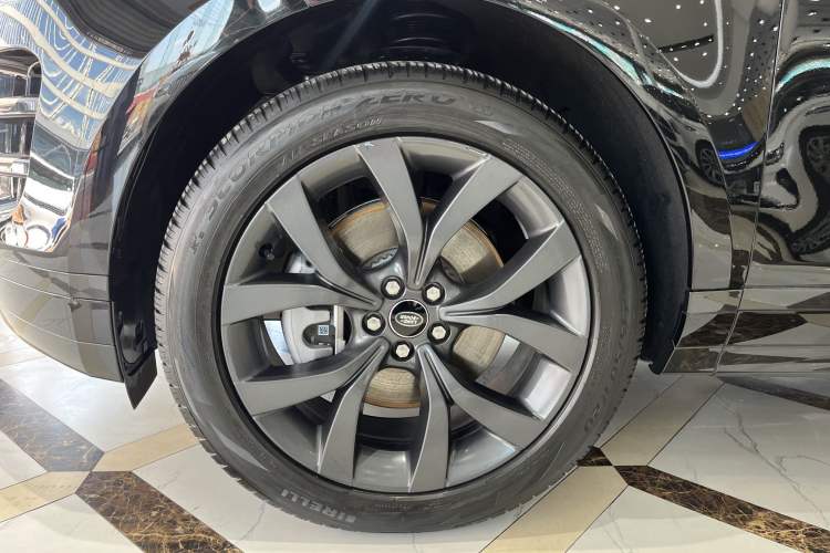 Used Land Rover Range Evoque 2023 Aurora L 249 PS Collins Antique Bronze Special Edition Exterior 7