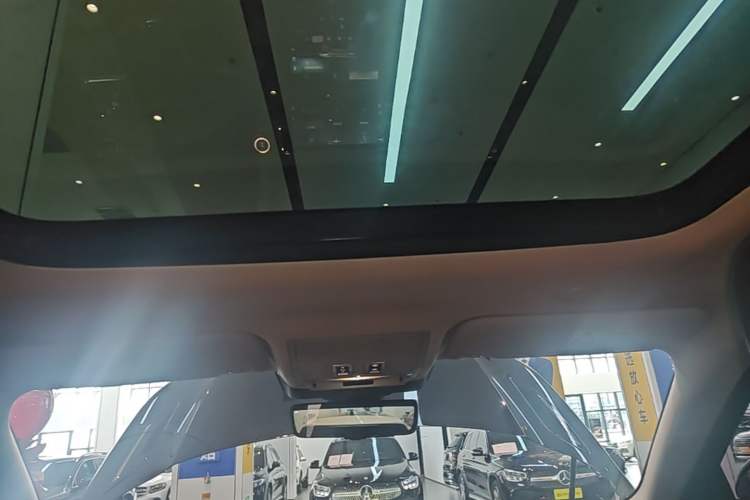 Used Land Rover Range Evoque 2023 Aurora L 249 PS Luxury Edition Headliner