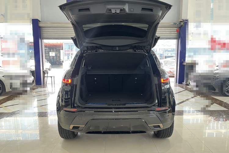 Used Land Rover Range Evoque 2023 Aurora L 249 PS Collins Antique Bronze Special Edition Interior 11