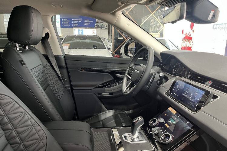 Used Land Rover Range Evoque 2023 Aurora L 249 PS Collins Antique Bronze Special Edition Interior 12