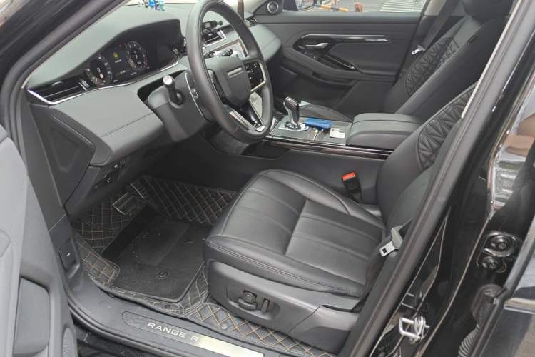 Used Land Rover Range Evoque 2023 Aurora L 249 PS Collins Antique Bronze Special Edition Left Front Seat