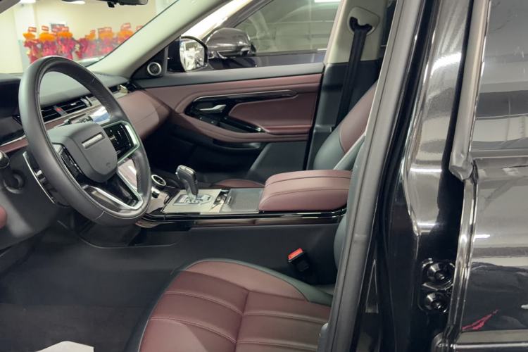 Used Land Rover Range Evoque 2023 Aurora L 249 PS Luxury Edition Left Front Seat