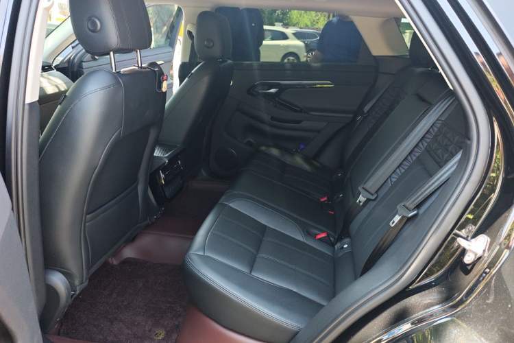 Used Land Rover Range Evoque 2023 Aurora L 249 PS Collins Antique Bronze Special Edition Left Rear Seat