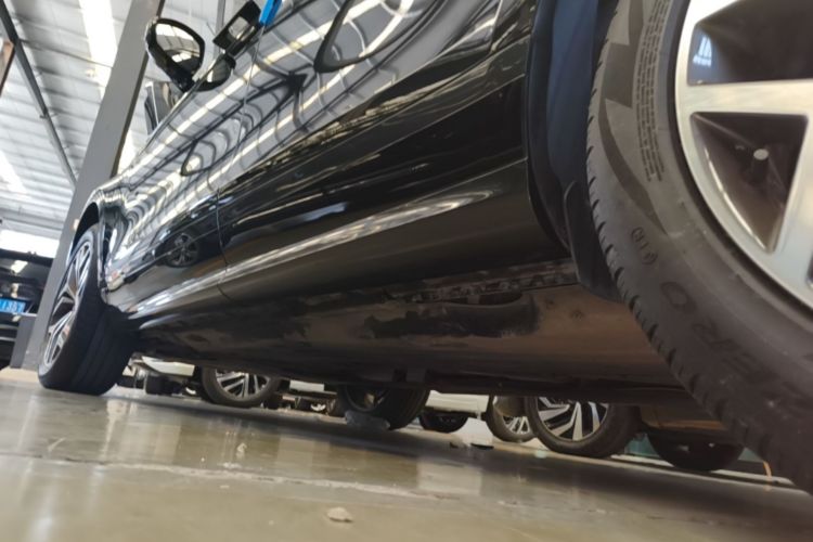 Used Land Rover Range Evoque 2023 Aurora L 249 PS Luxury Edition Left Side Sill