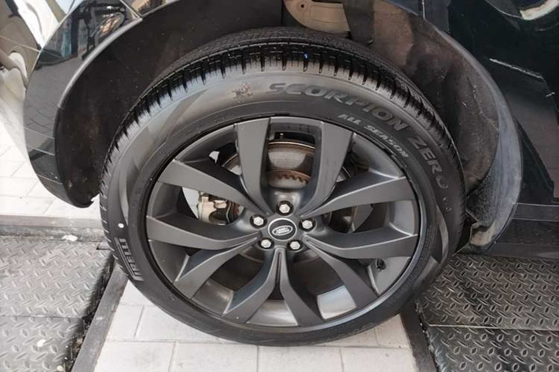 Used Land Rover Range Evoque 2023 Aurora L 249 PS Luxury Edition Right Rear Wheel Hub