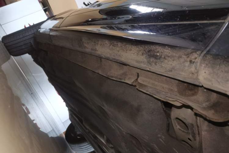 Used Land Rover Range Evoque 2023 Aurora L 249 PS Luxury Edition Right Side Sill