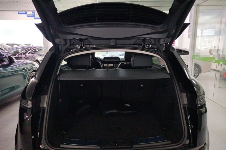 Used Land Rover Range Evoque 2023 Aurora L 249 PS Luxury Edition Trunk