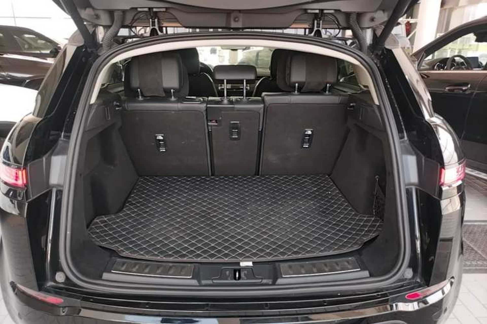 Used Land Rover Range Evoque 2023 Aurora L 249 PS Luxury Edition Trunk