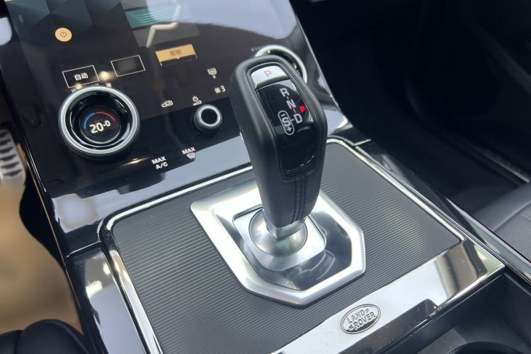 Used Land Rover Range Evoque 2023 Aurora L 249 PS Collins Antique Bronze Special Edition Interior 4