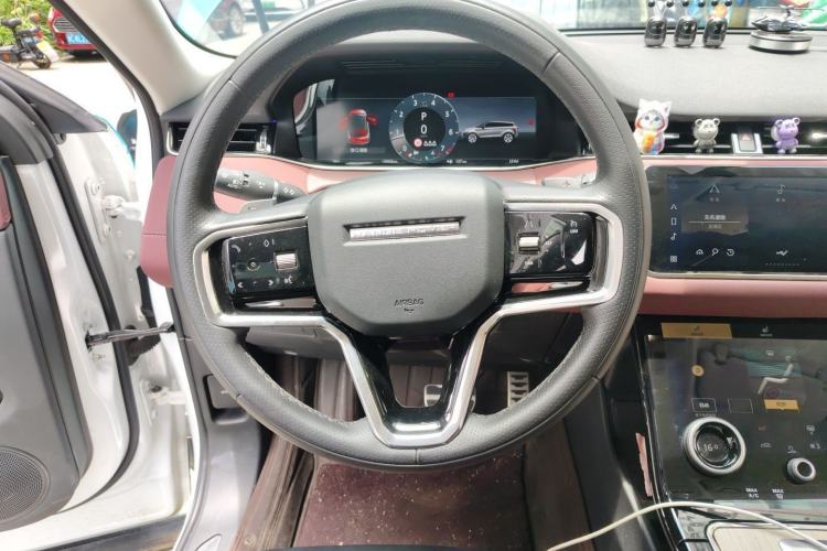 Used Land Rover Range Evoque 2023 Aurora L 249 PS Luxury Edition Steering Wheel