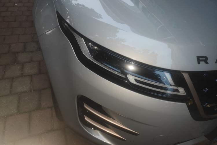 Used Land Rover Range Evoque 2023 Aurora L 249 PS Luxury Edition Right Front Headlight