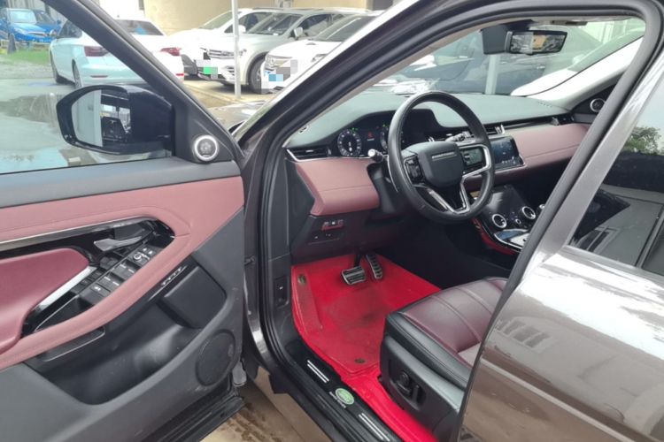Used Land Rover Range Evoque 2023 Aurora L 249 PS Luxury Edition Driver Seat