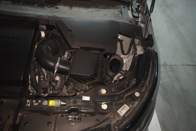 Used Land Rover Range Evoque 2023 Aurora L 249 PS Luxury Edition Engine Bay Left
