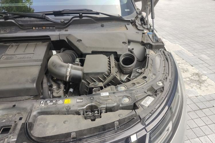 Used Land Rover Range Evoque 2023 Aurora L 249 PS Luxury Edition Engine Bay Left