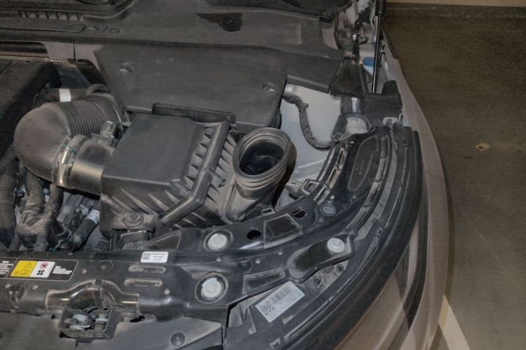 Used Land Rover Range Evoque 2023 Aurora L 249 PS Luxury Edition Engine Bay Left