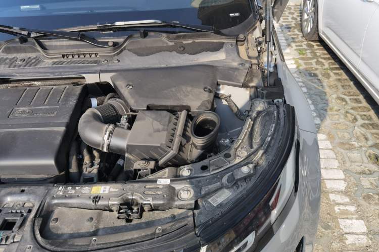 Used Land Rover Range Evoque 2023 Aurora L 249 PS Luxury Edition Engine Bay Left