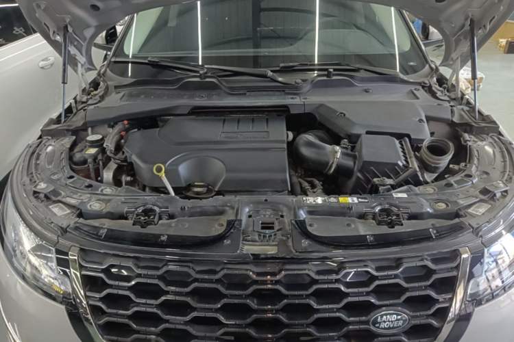 Used Land Rover Range Evoque 2023 Aurora L 200PS Elite Edition Engine Bay