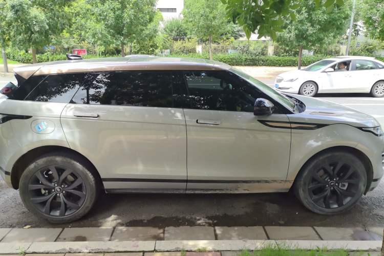 Used Land Rover Range Evoque 2023 Aurora L 249 PS Collins Antique Bronze Special Edition Exterior 5