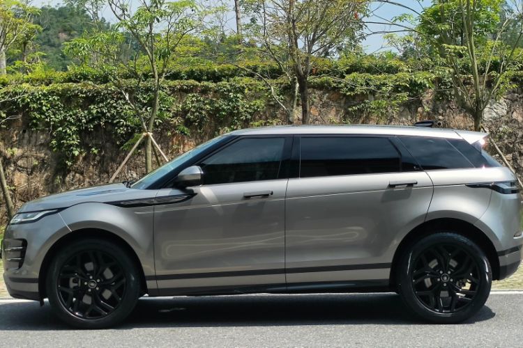 Used Land Rover Range Evoque 2023 Aurora L 249 PS Luxury Edition Exterior 6