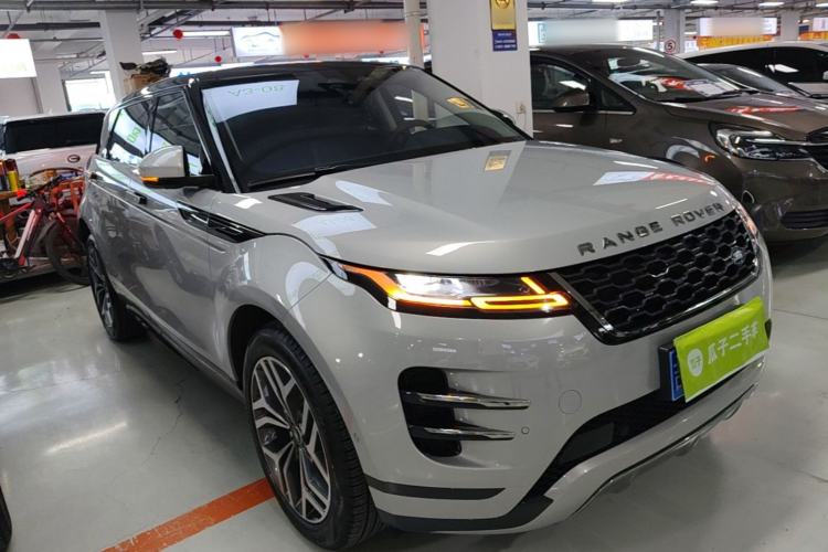 Used Land Rover Range Evoque 2023 Aurora L 249 PS Luxury Edition Front Right 45 Deg