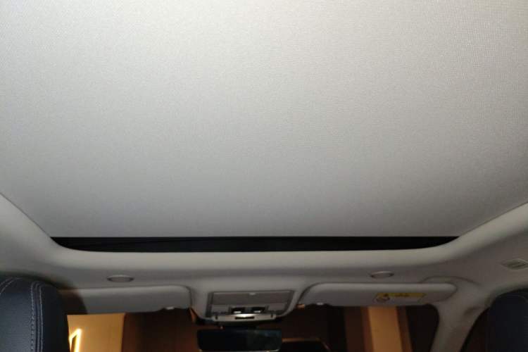 Used Land Rover Range Evoque 2023 Aurora L 249 PS Luxury Edition Headliner
