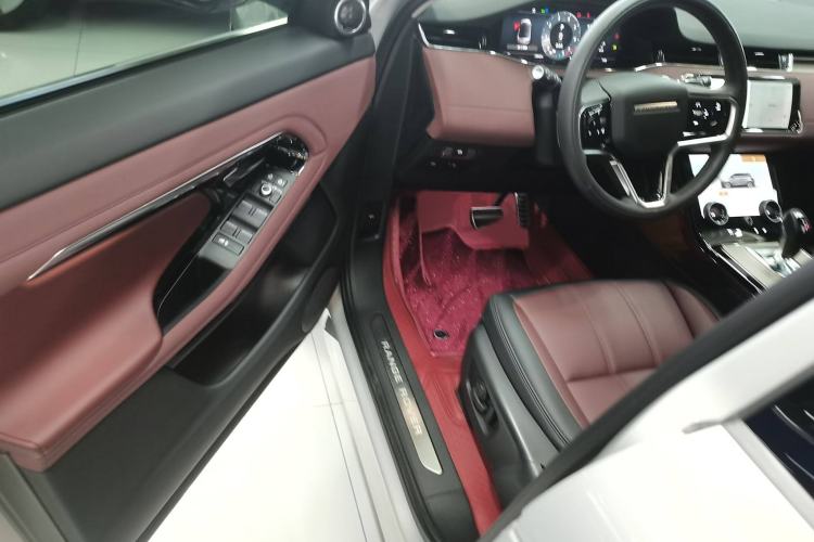 Used Land Rover Range Evoque 2023 Aurora L 249 PS Luxury Edition Interior 3