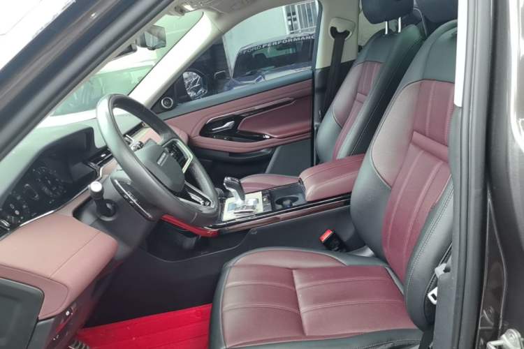 Used Land Rover Range Evoque 2023 Aurora L 249 PS Luxury Edition Left Front Seat