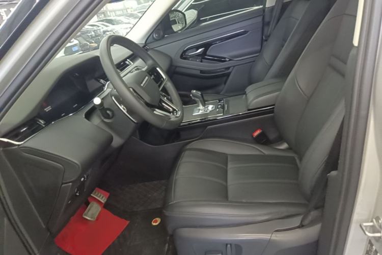 Used Land Rover Range Evoque 2023 Aurora L 200PS Elite Edition Left Front Seat