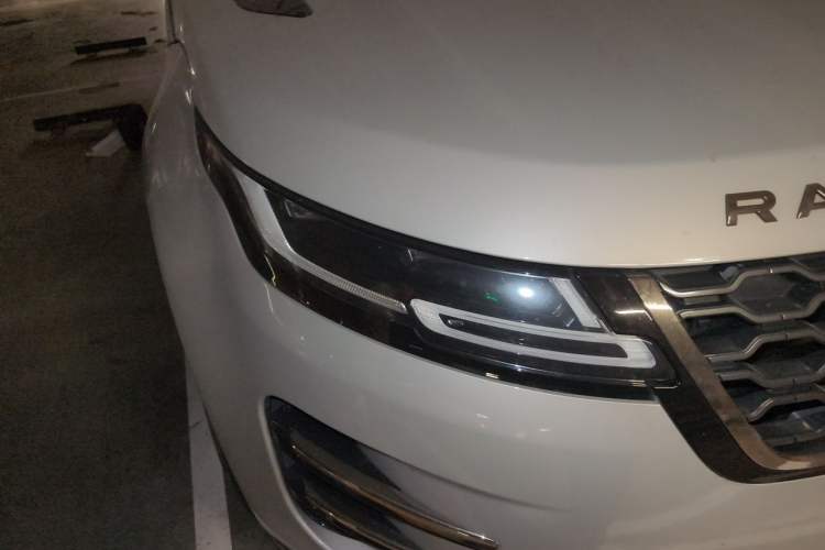 Used Land Rover Range Evoque 2023 Aurora L 249 PS Luxury Edition Right Front Headlight