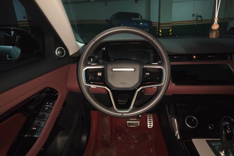 Used Land Rover Range Evoque 2023 Aurora L 249 PS Luxury Edition Steering Wheel