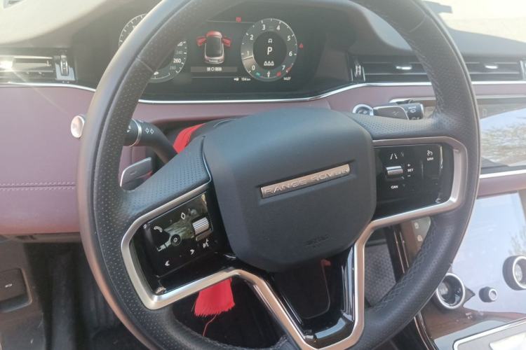 Used Land Rover Range Evoque 2023 Aurora L 249 PS Luxury Edition Steering Wheel